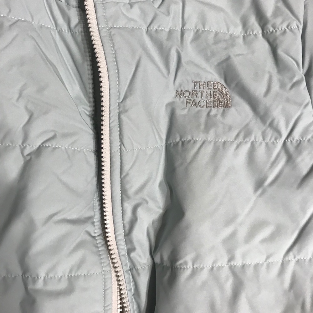 Women’s Reversible The North Face Jacket - Picture 2 of 6
